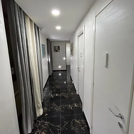 Valentino luxury suites-2
