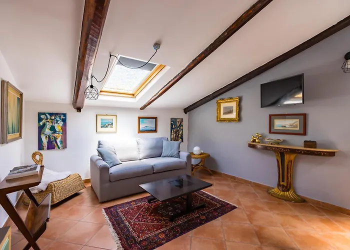 Alessios House By Napoliapartments