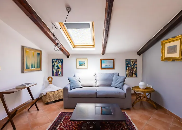 Alessios House By Napoliapartments